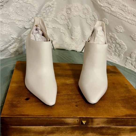 MICHAEL Michael Kors Shoes - Michael Kors White Ankle Boots